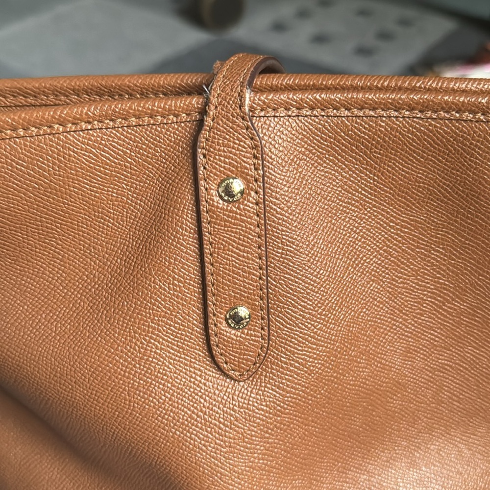 Coach City Zip Tote - Picture 14 of 14